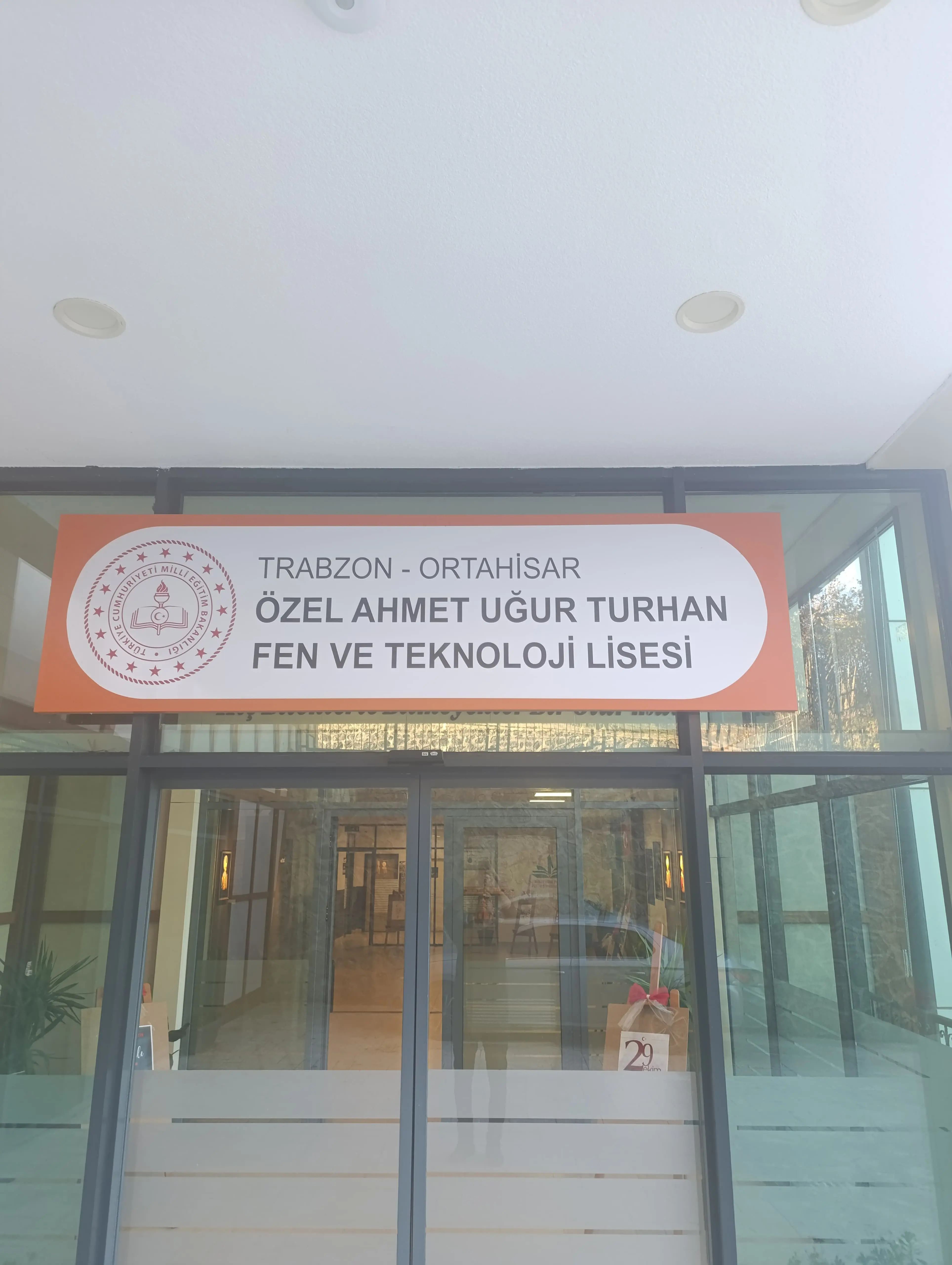 Trabzon Ortahisar Ahmet Uğur Turhan Fen ve Teknoloji Lisesi